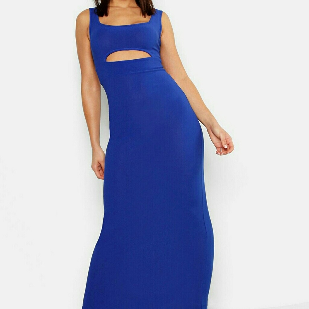Boohoo cut front round neck maxi dress